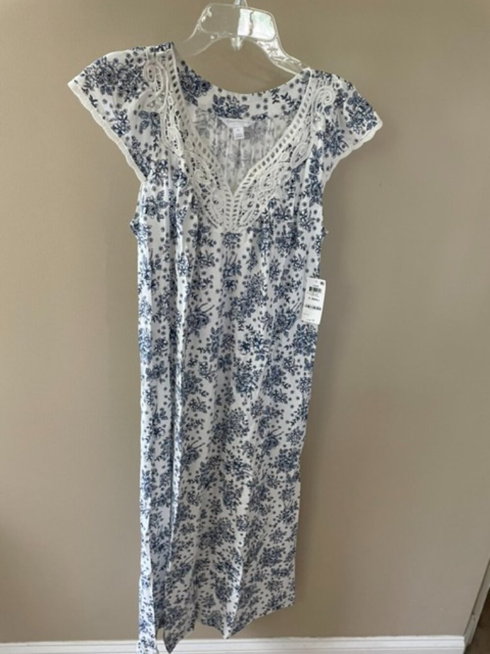 Women's Charter Club Long Nightgown in blue and white floral pattern, size XS